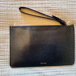 Cuyana Black Pebbled Leather Clutch